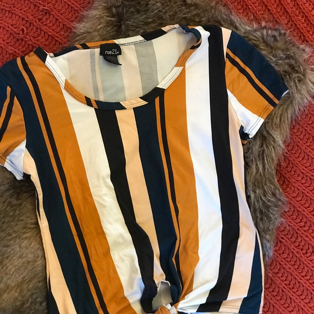 Cropped Tie Top